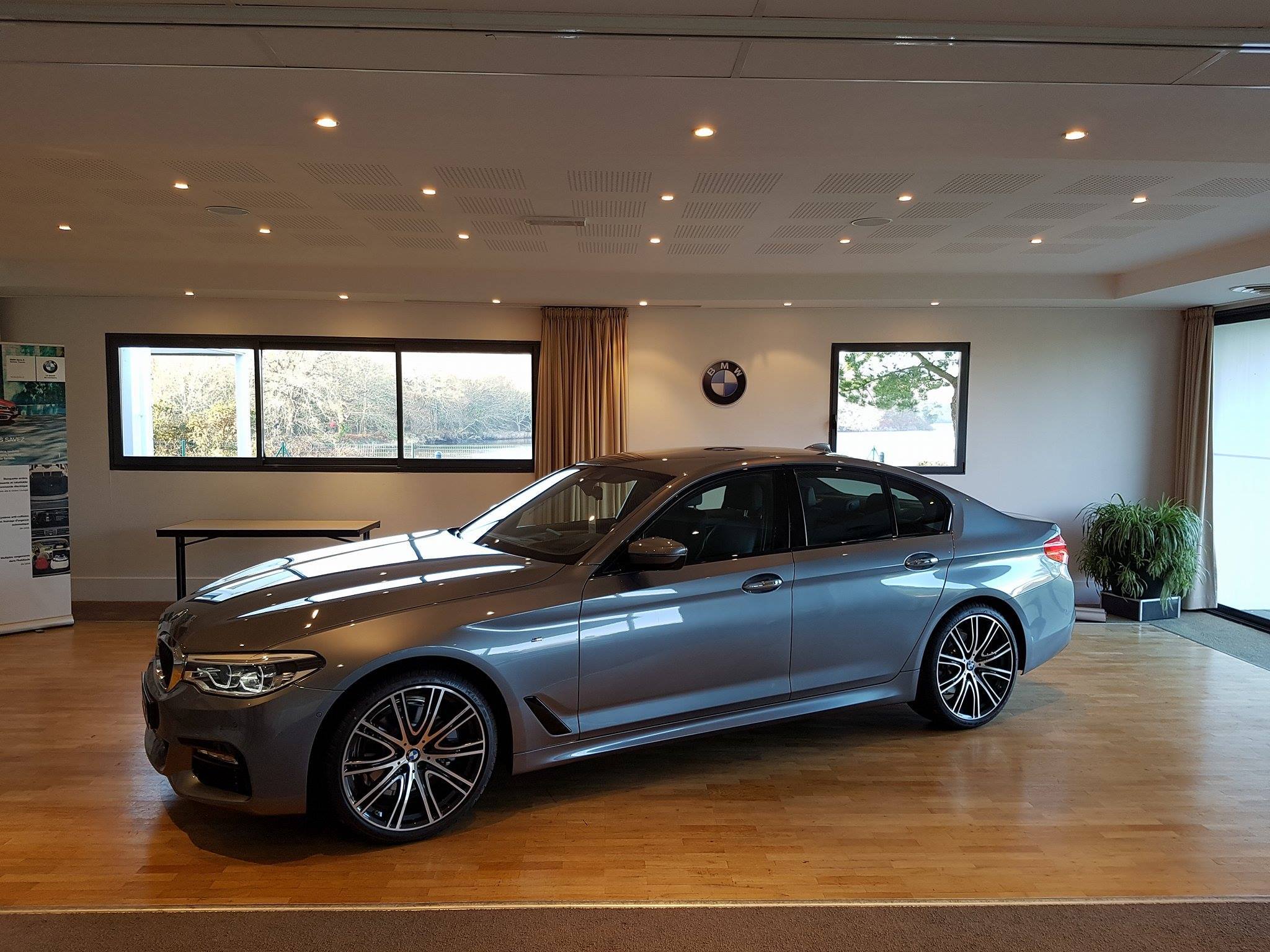 BMW Serie 5 Latitude Automobiles